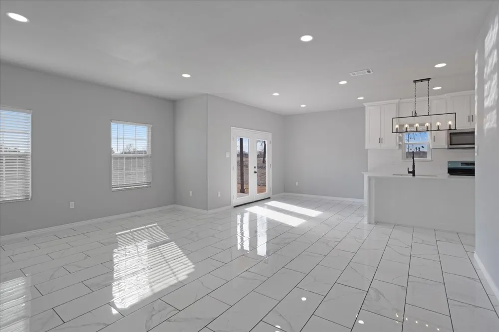 300 Private Road 36008 Honey Grove, TX 75446