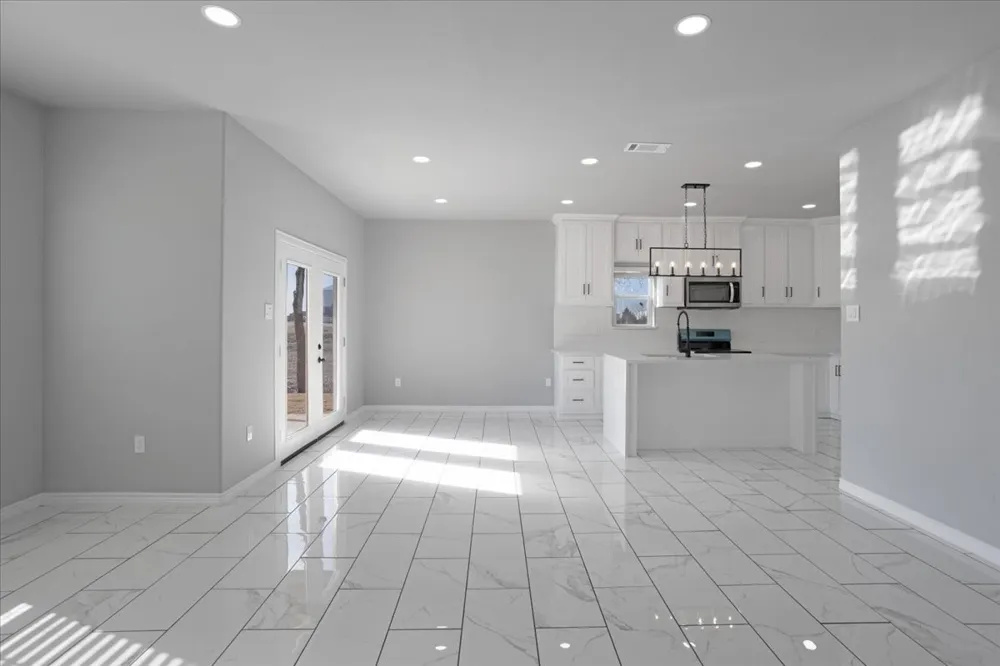 300 Private Road 36008 Honey Grove, TX 75446