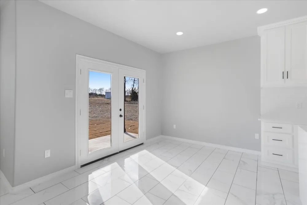 300 Private Road 36008 Honey Grove, TX 75446