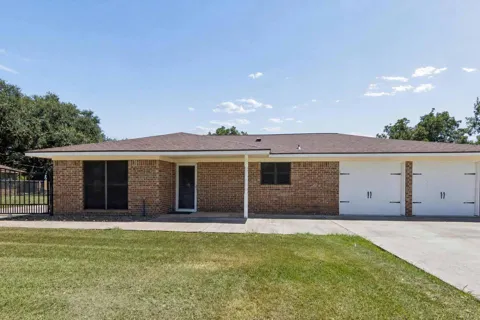 1534 Sterling Drive