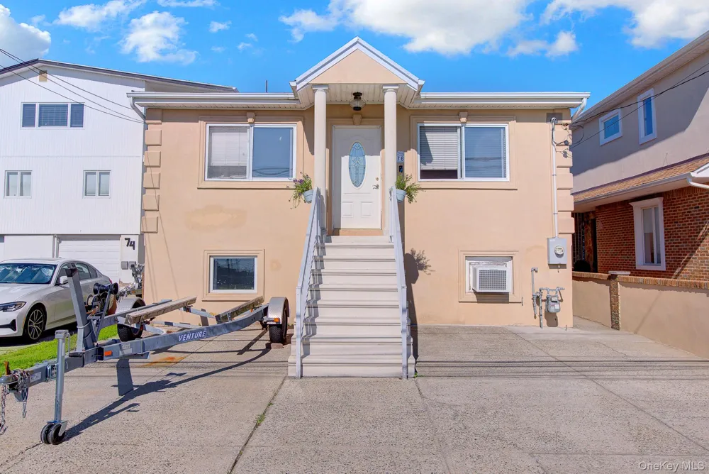 76 Suffolk Road Island Park, NY 11558