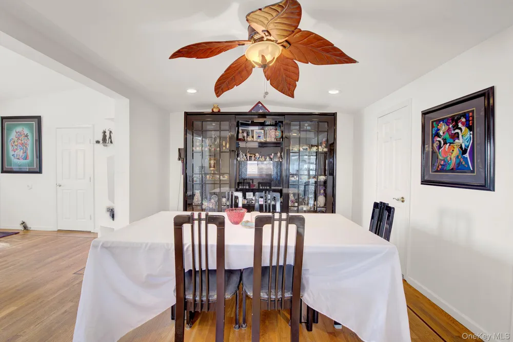 76 Suffolk Road Island Park, NY 11558