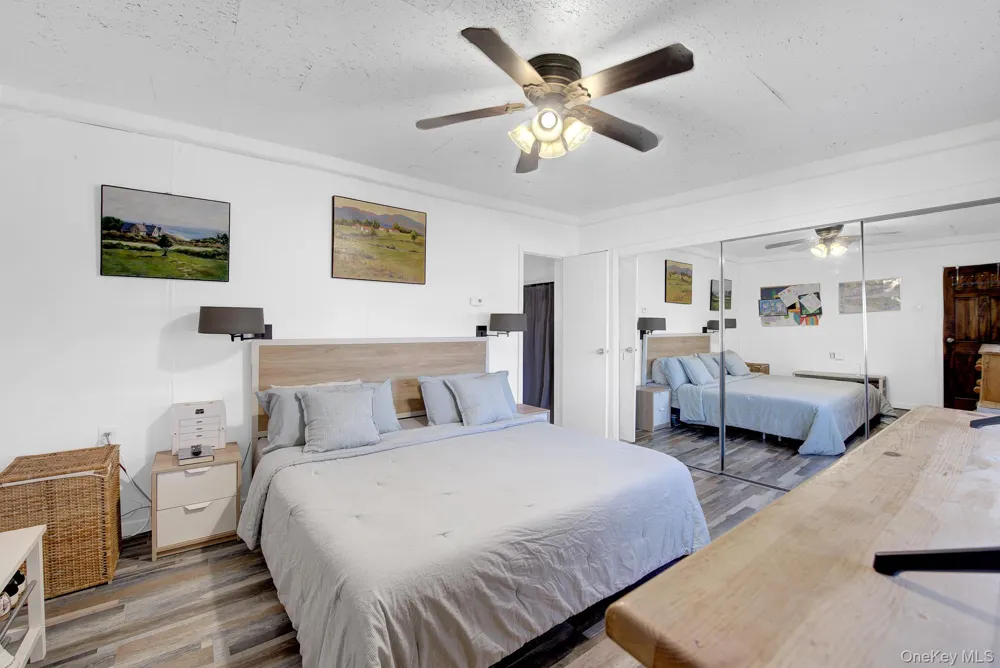 76 Suffolk Road Island Park, NY 11558