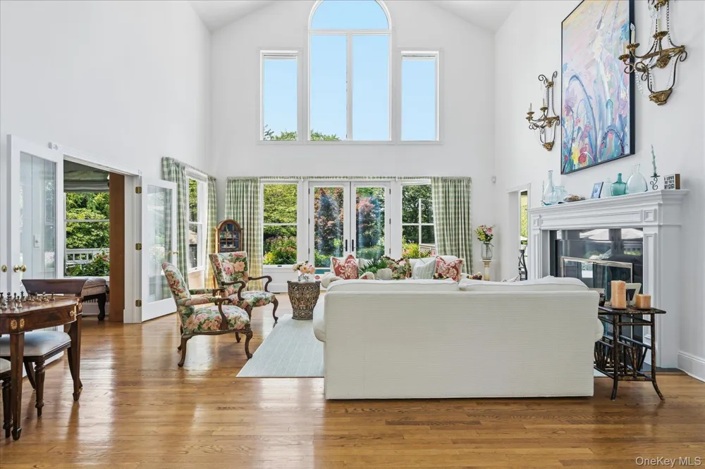 27 Cedar Lane Remsenburg, NY 11960