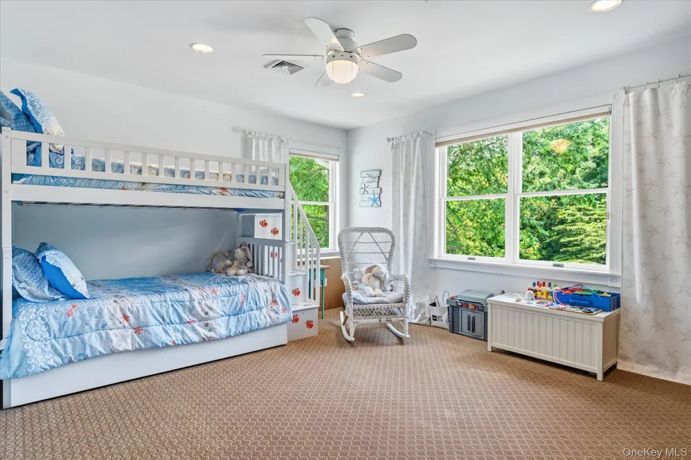 27 Cedar Lane Remsenburg, NY 11960