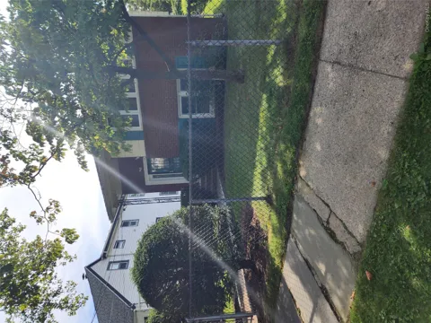 548 S 9th Avenue #2