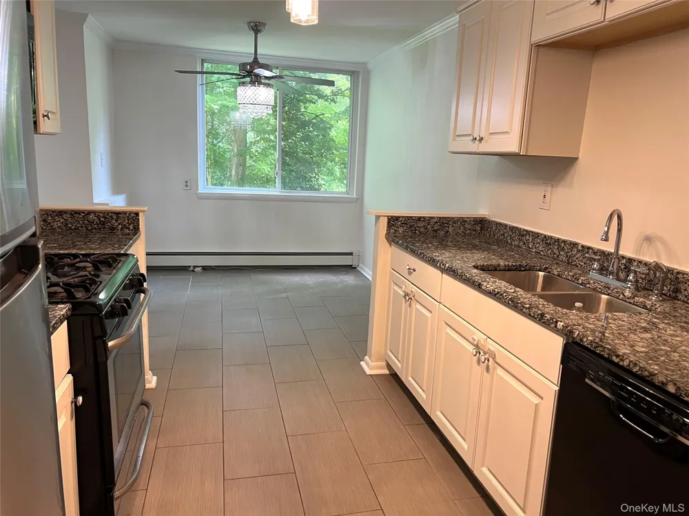 3 Hook Road #15A Poughkeepsie, NY 12601