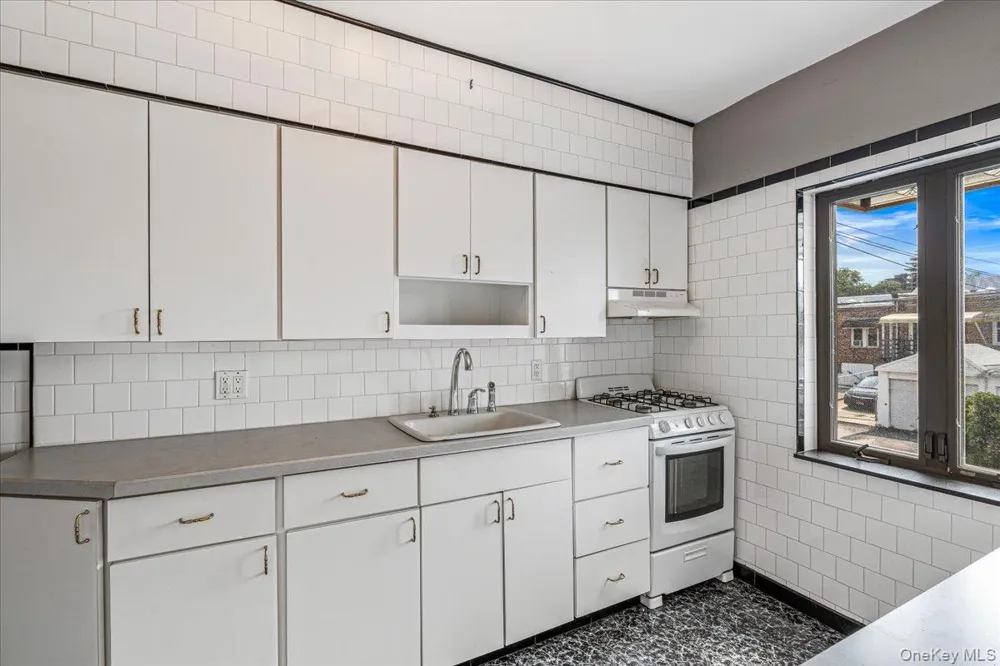 8288 61st Road Middle Village, NY 11379