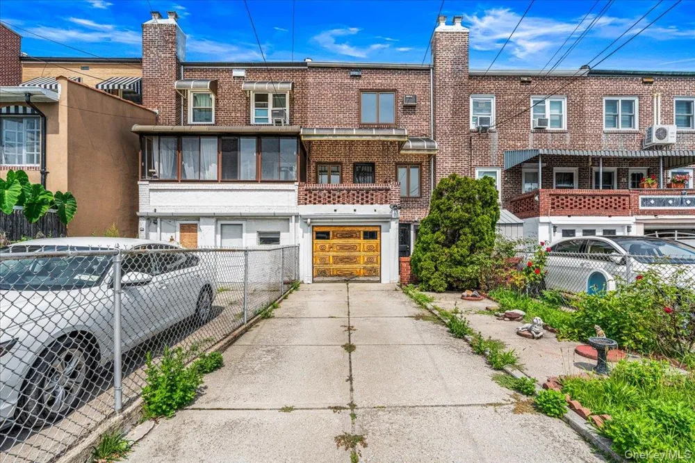 8288 61st Road Middle Village, NY 11379