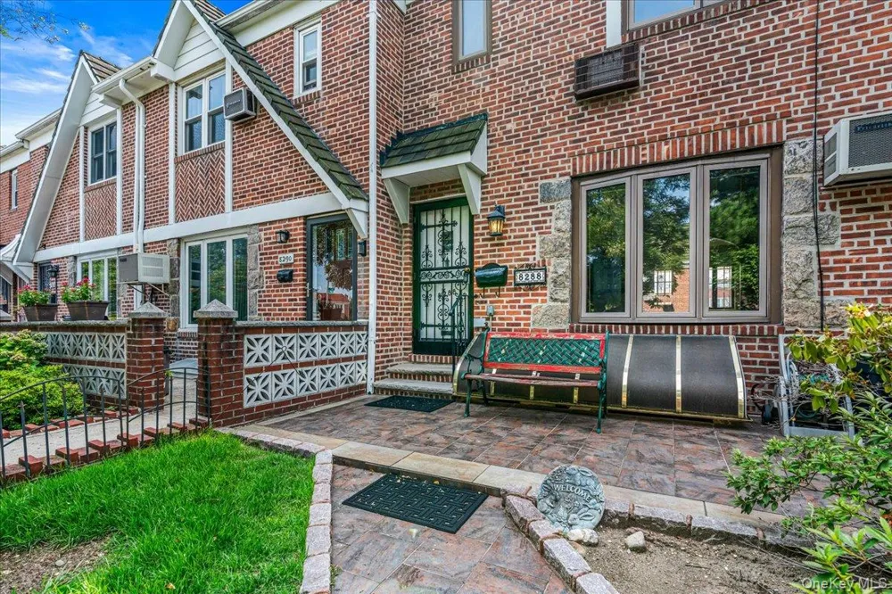 8288 61st Road Middle Village, NY 11379