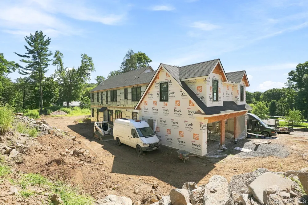 5 Boulder Pond Drive Somers, NY 10589