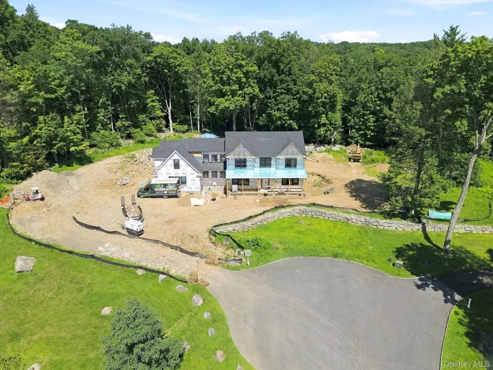 5 Boulder Pond Drive Somers, NY 10589