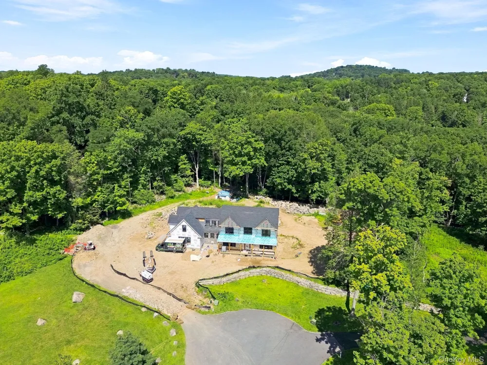 5 Boulder Pond Drive Somers, NY 10589