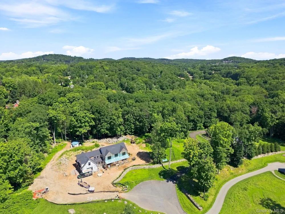 5 Boulder Pond Drive Somers, NY 10589