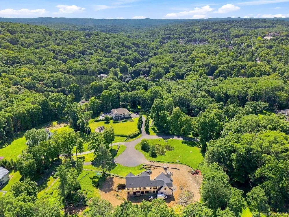 5 Boulder Pond Drive Somers, NY 10589