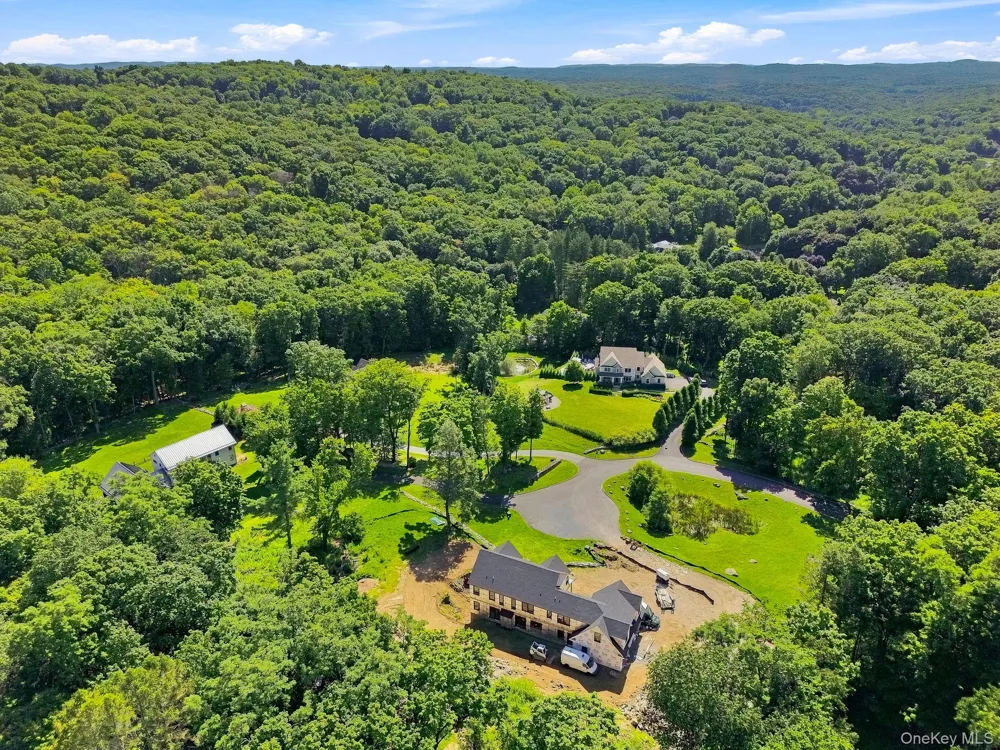 5 Boulder Pond Drive Somers, NY 10589