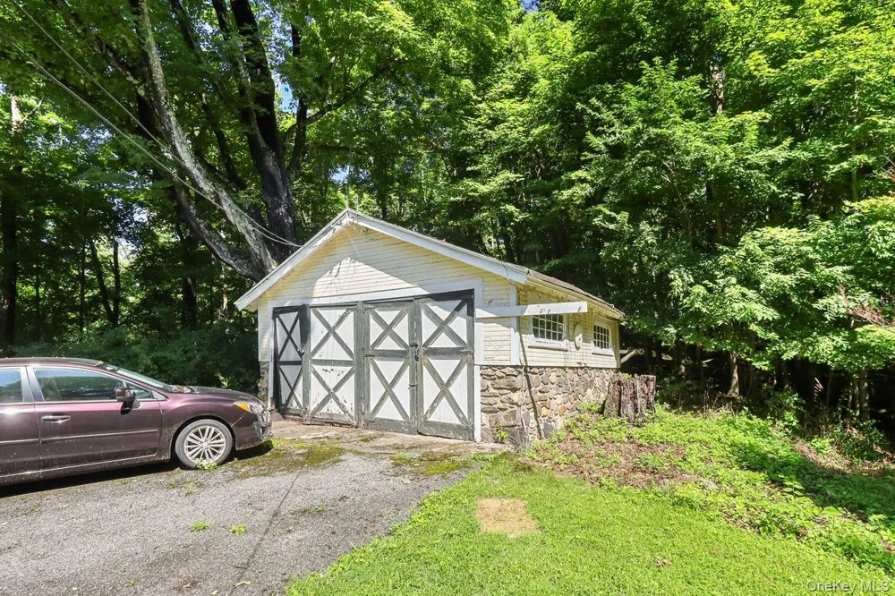 1059 Hanover Street Yorktown Heights, NY 10598