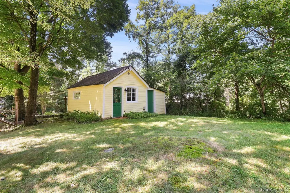 1059 Hanover Street Yorktown Heights, NY 10598