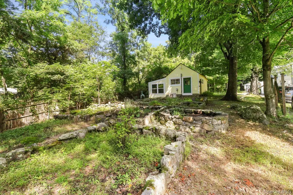 1059 Hanover Street Yorktown Heights, NY 10598