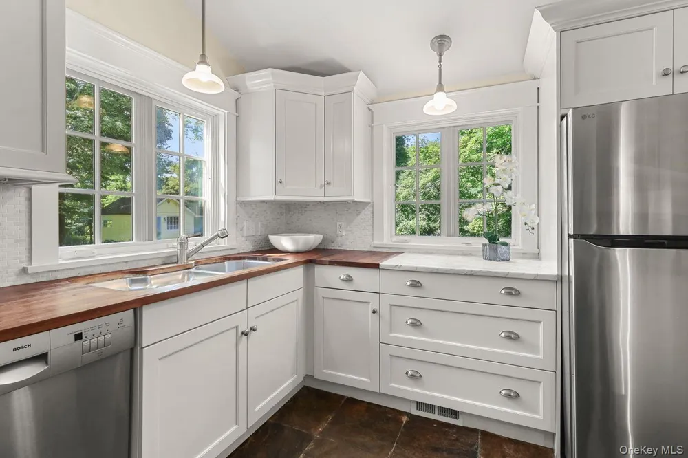 1059 Hanover Street Yorktown Heights, NY 10598