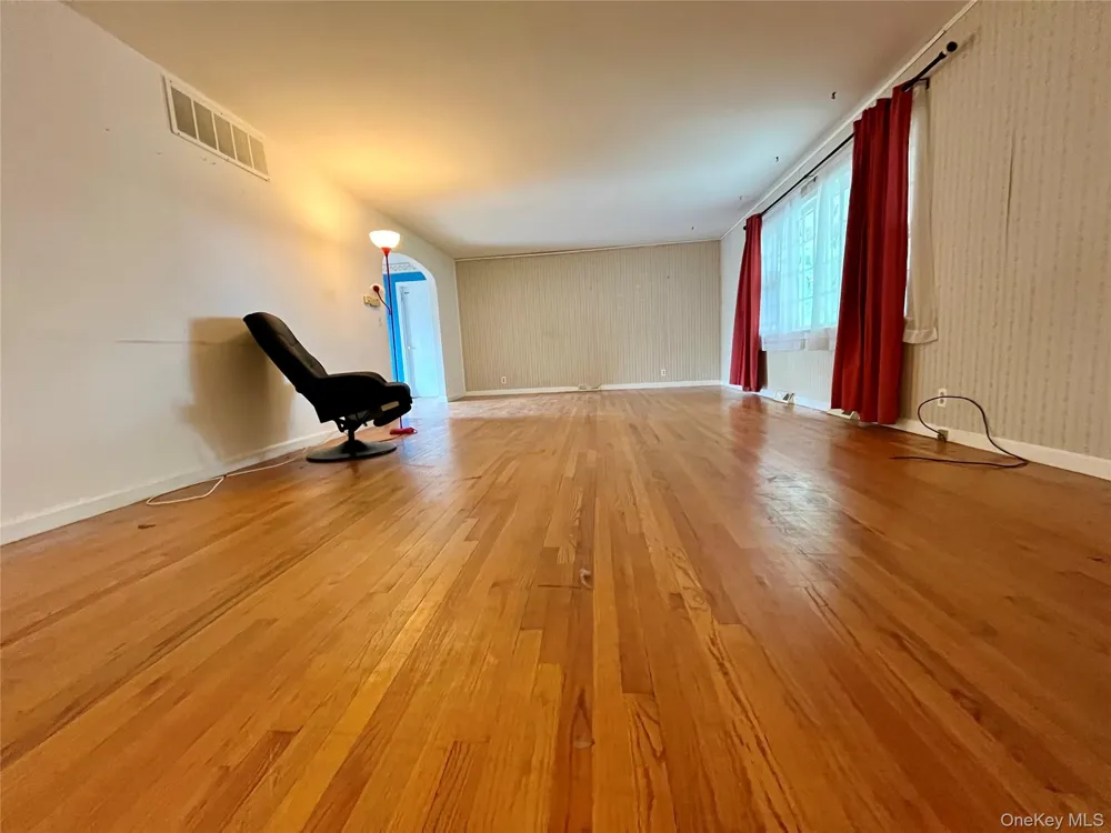 370 Greeves Road New Hampton, NY 10958