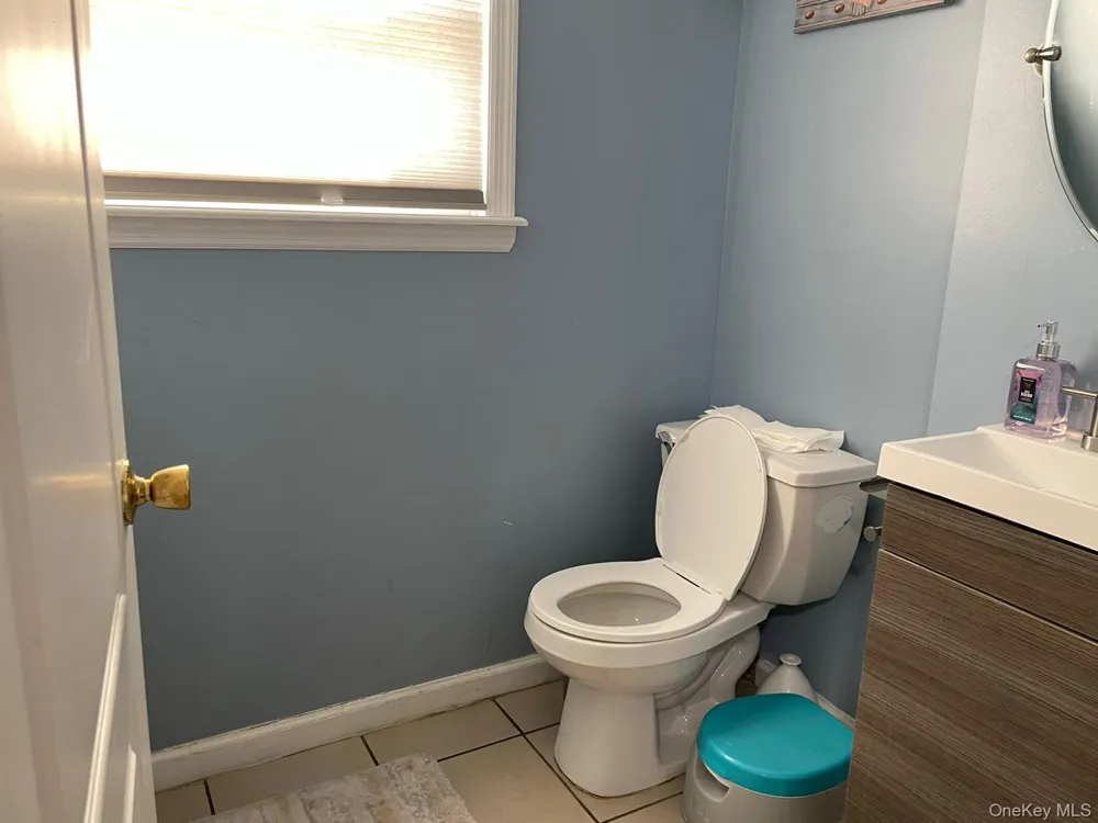 223 Beach 3rd Street Far Rockaway, NY 11691