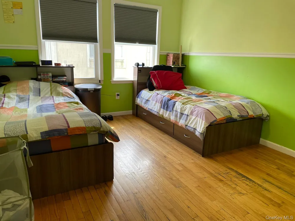 223 Beach 3rd Street Far Rockaway, NY 11691