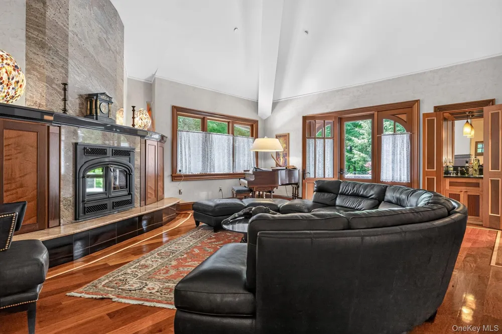 23 Inningwood Road Ossining, NY 10562