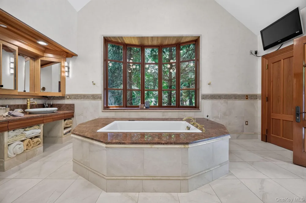 23 Inningwood Road Ossining, NY 10562