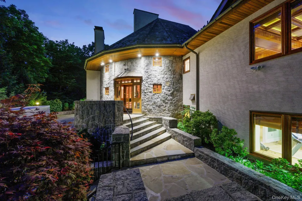 23 Inningwood Road Ossining, NY 10562