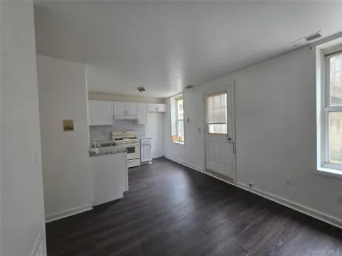 8 Main Street #1