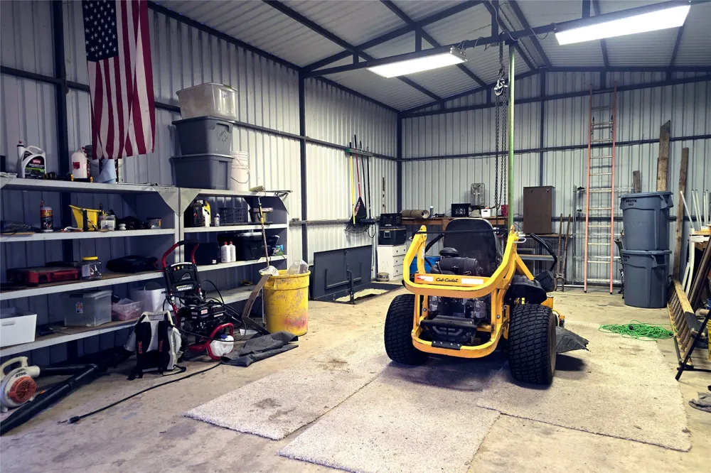 9817 Polecat Kingston, OK 73439