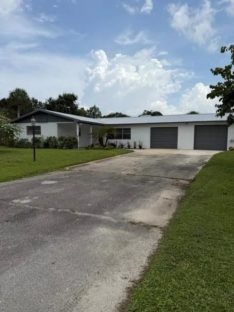 1315 Parkland Boulevard
