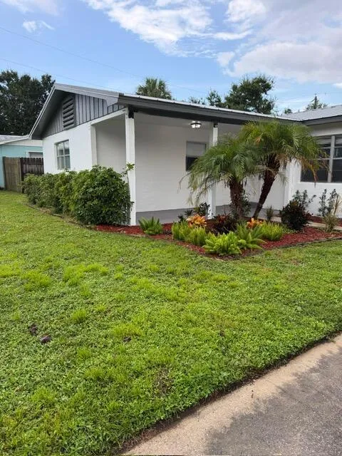 1315 Parkland Boulevard Fort Pierce, FL 34982