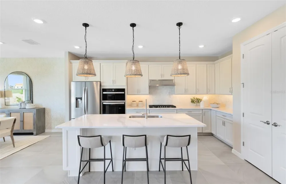 1430 RIDGE TREE DRIVE Ormond Beach, FL 32174