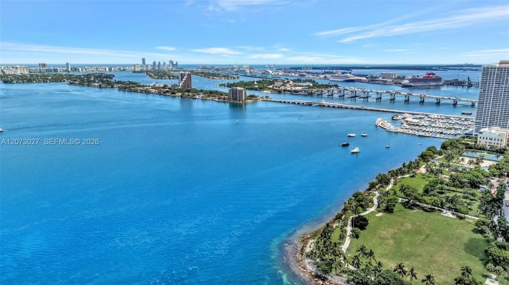 2020 Bayshore Dr #708 Miami, FL 33137