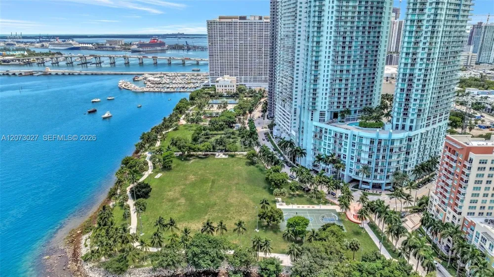 2020 Bayshore Dr #708 Miami, FL 33137