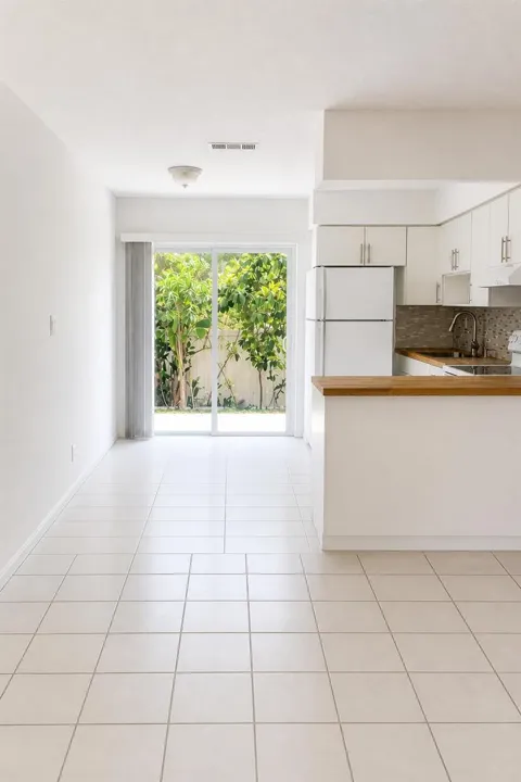 1718 Juno Road #3