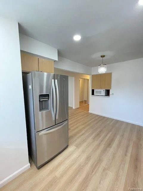 17423 MOORS Fraser City, MI 48026
