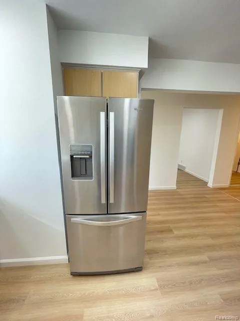 17423 MOORS Fraser City, MI 48026