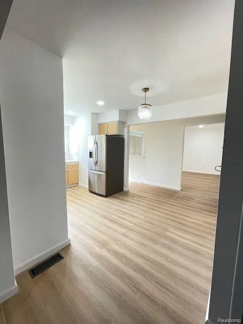 17423 MOORS Fraser City, MI 48026