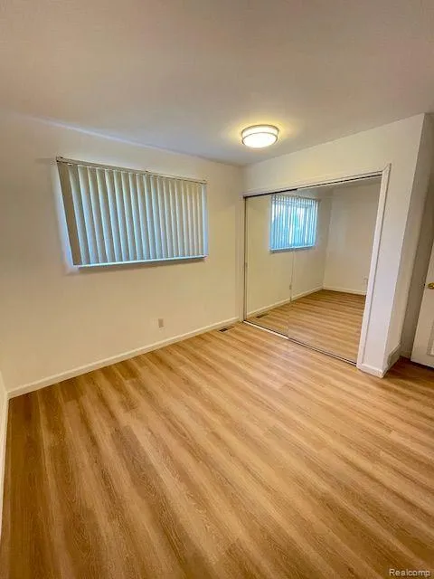 17423 MOORS Fraser City, MI 48026