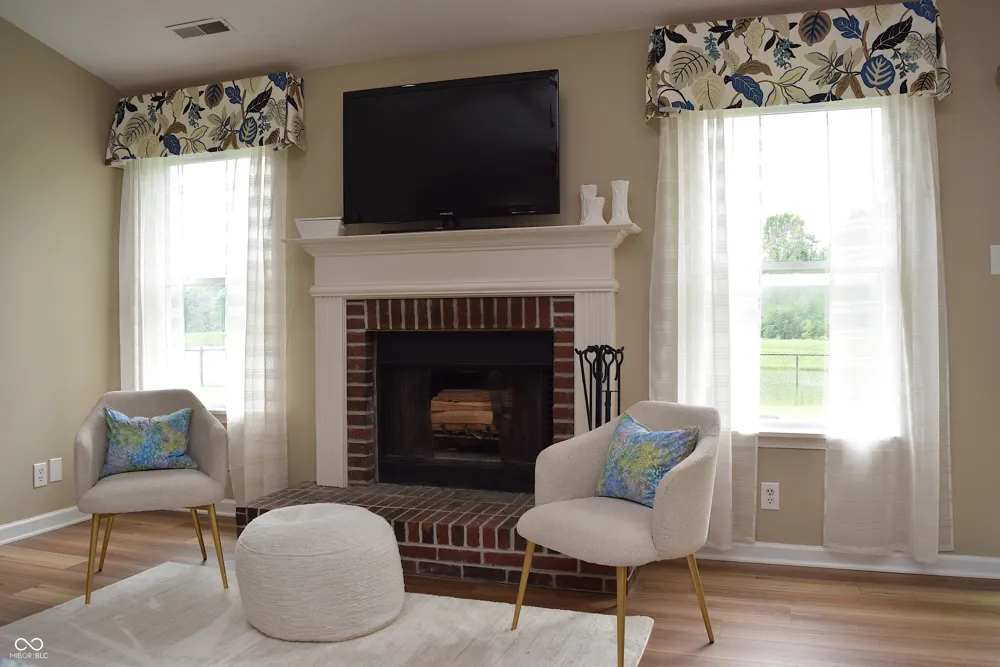 1727 Brookview Drive Brownsburg, IN 46112