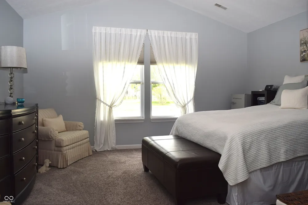 1727 Brookview Drive Brownsburg, IN 46112