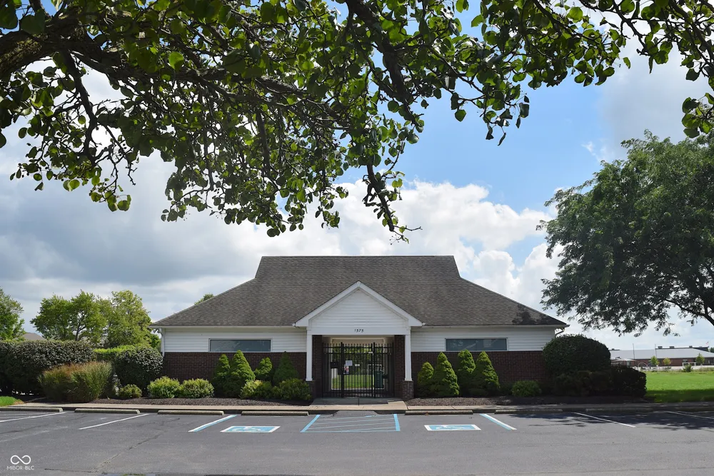 1727 Brookview Drive Brownsburg, IN 46112