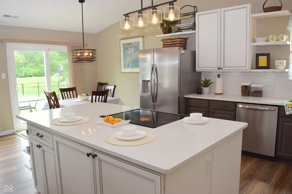 1727 Brookview Drive Brownsburg, IN 46112