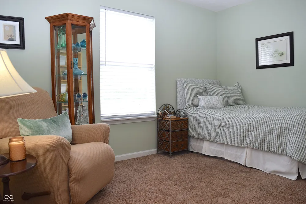 1727 Brookview Drive Brownsburg, IN 46112