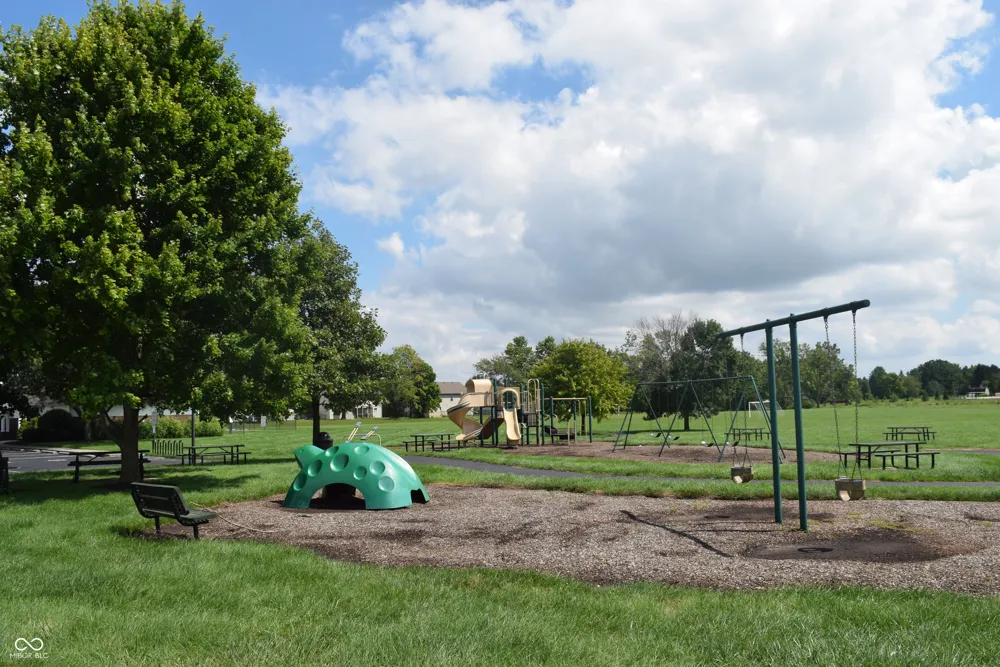 1727 Brookview Drive Brownsburg, IN 46112