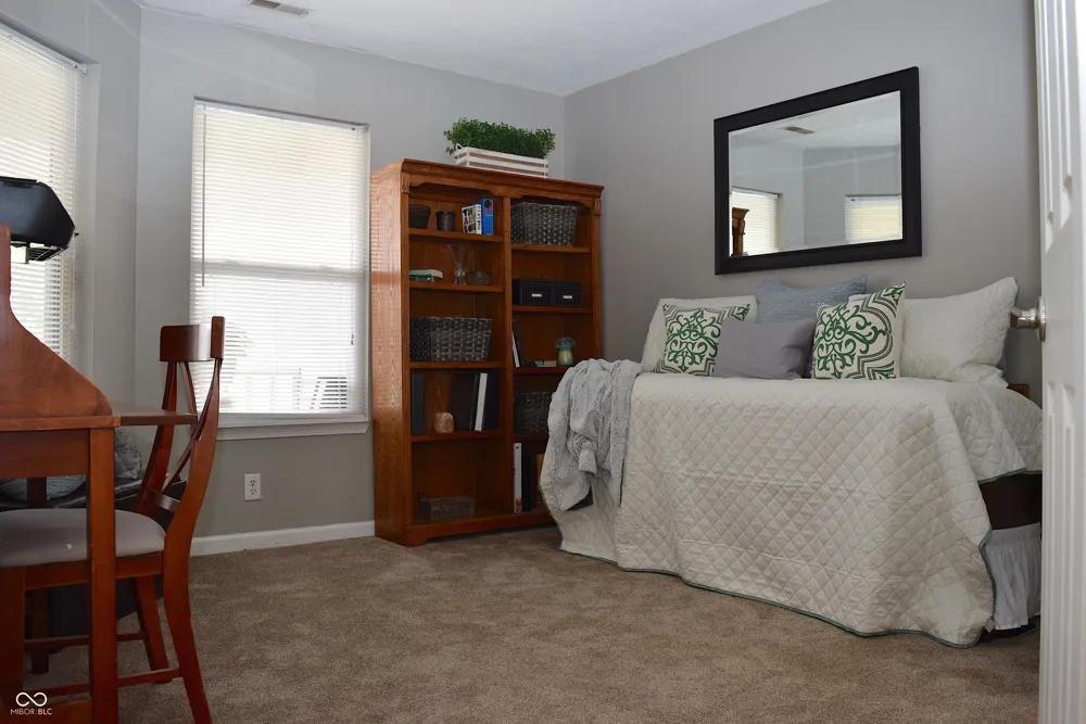 1727 Brookview Drive Brownsburg, IN 46112