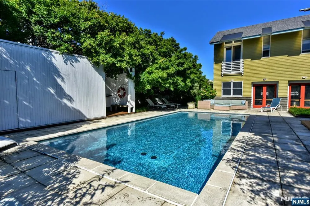 54 E Long Beach Boulevard Long Beach, NJ 08008